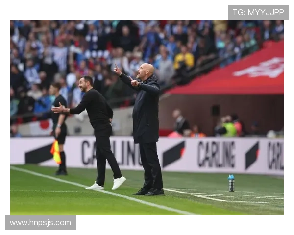 滕哈赫战术持续提升，球队全员齐心迎接新挑战