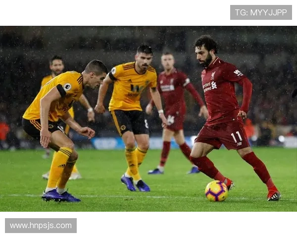 卡梅隆·伯吉斯本赛季英超表现稳健，防守数据持续提升