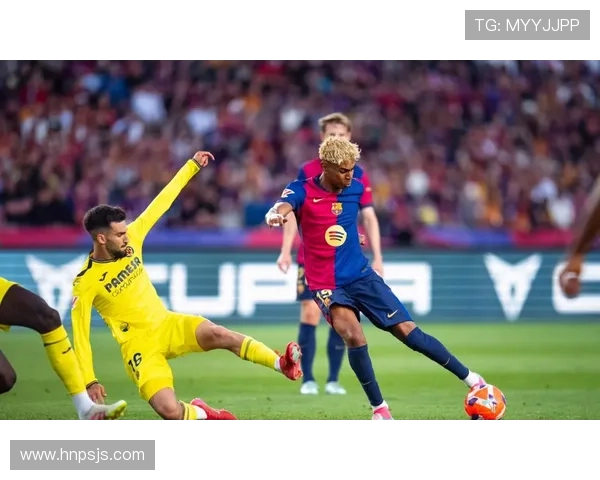 巴萨关键比赛表现起伏引发关注，对争冠形势稳定性形成考验