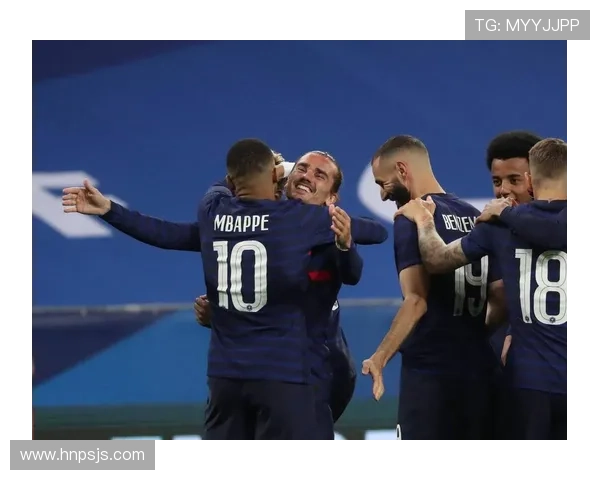 格里兹曼与本泽马：法国进攻核心角色及数据对比