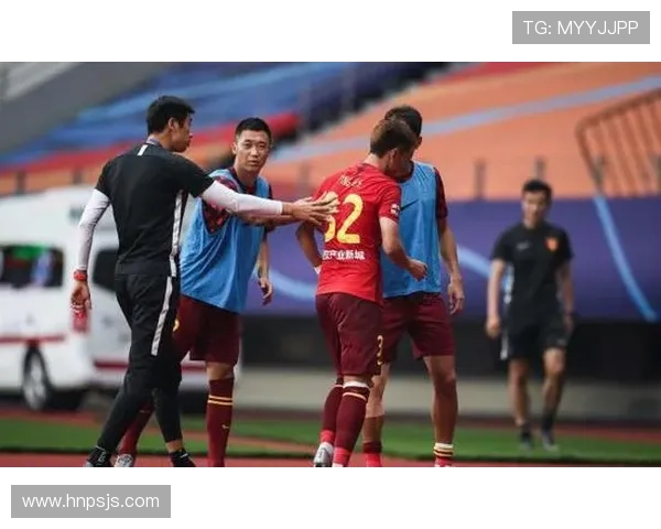 中线规则怎么判？比赛中如何理解其判罚标准